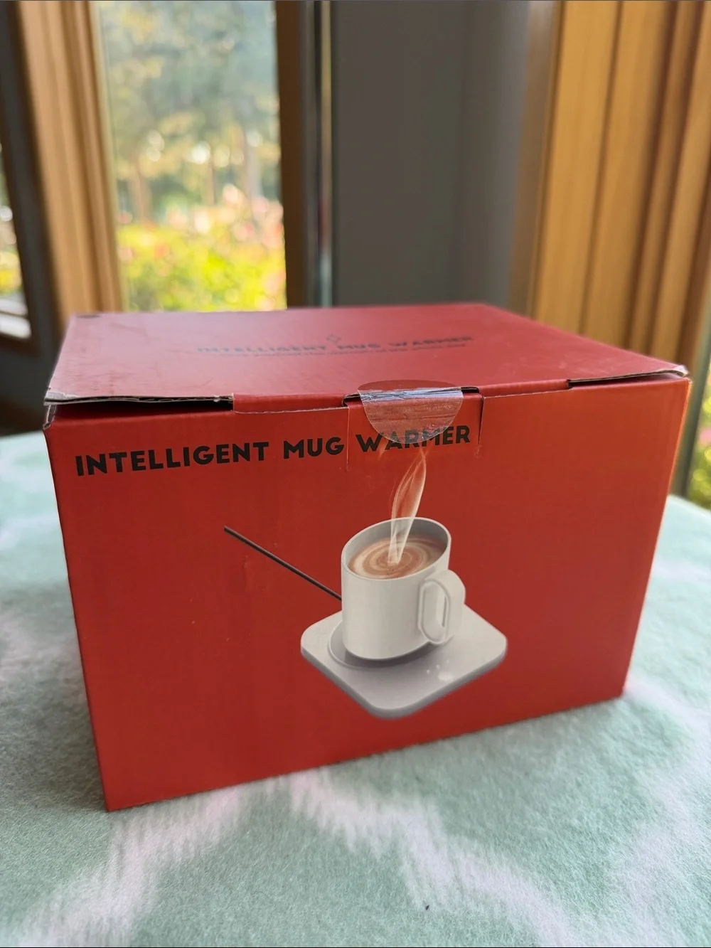 NWT Intelligent Mug Warmer with Black mug and warmer in Red Box